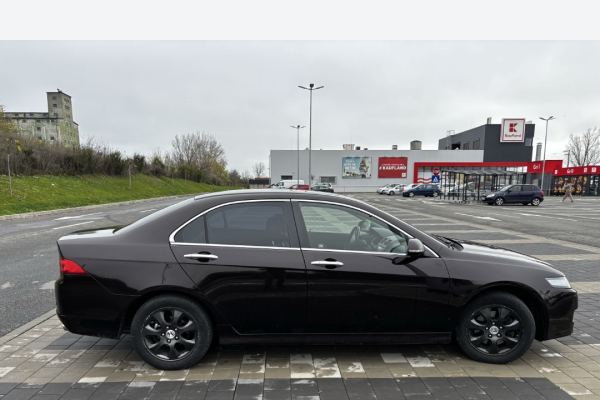 Honda Accord CL7