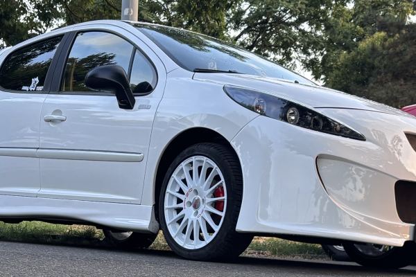 Peugeot 207